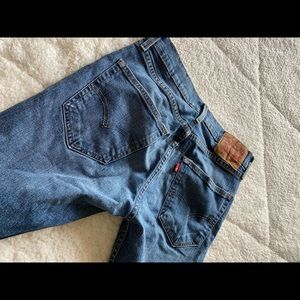 Levi’s Straight Jeans